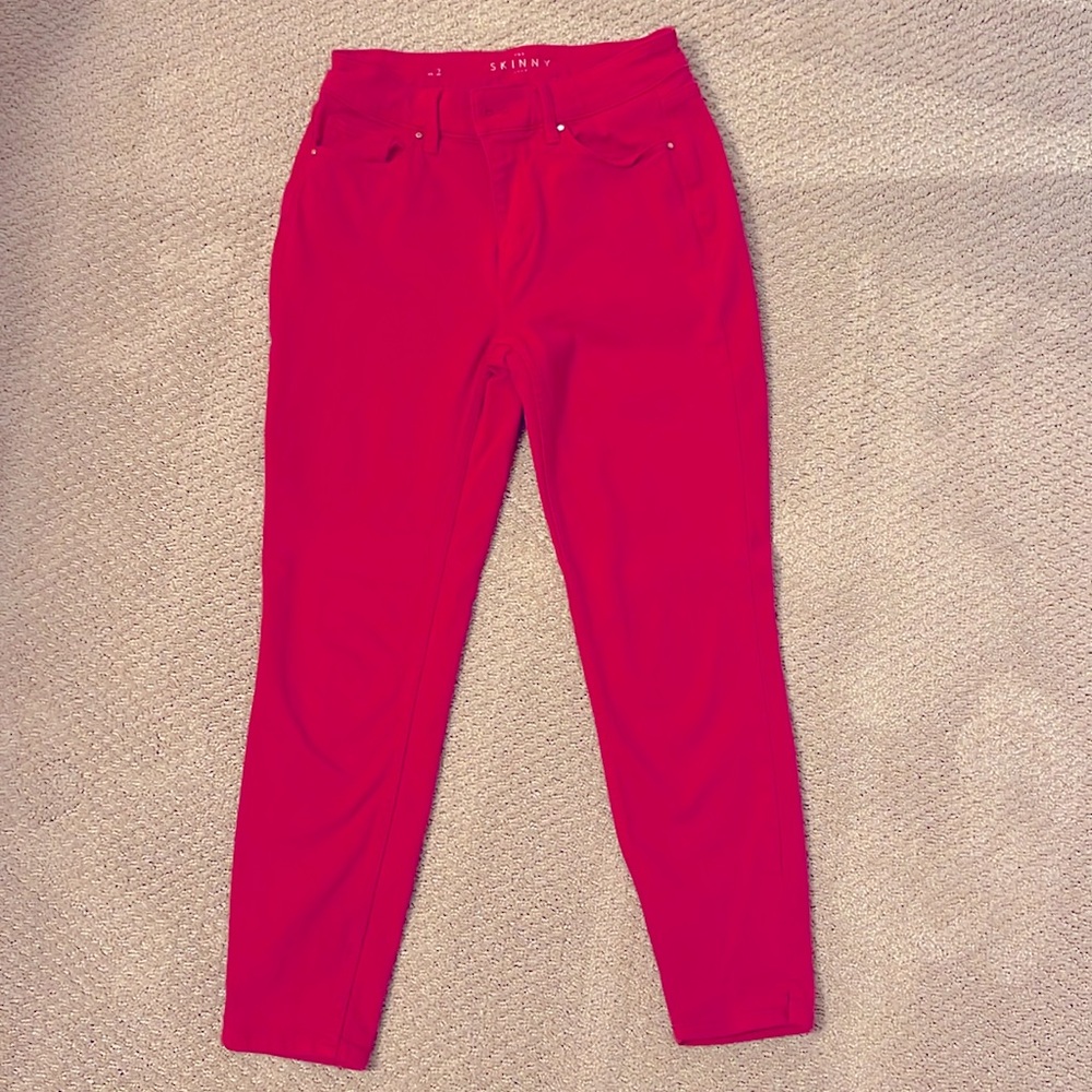 White House Black Market The Skinny Crop Pant, hot pink, size 2